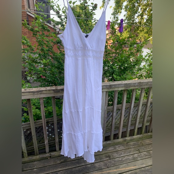 White cotton sundress - Picture 3 of 9